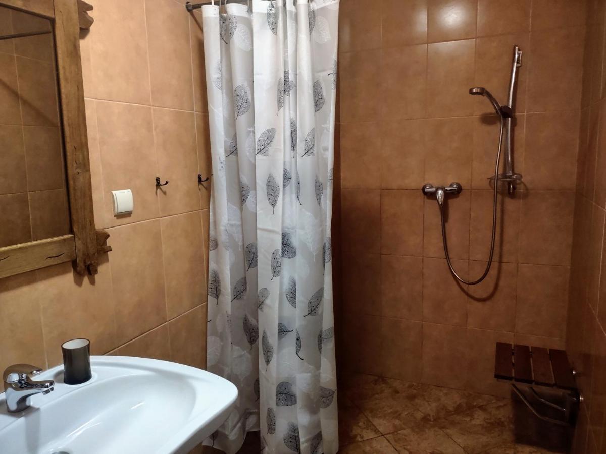 Agroturystyka Leszczynowy Dworek Ponikwa  Buitenkant foto