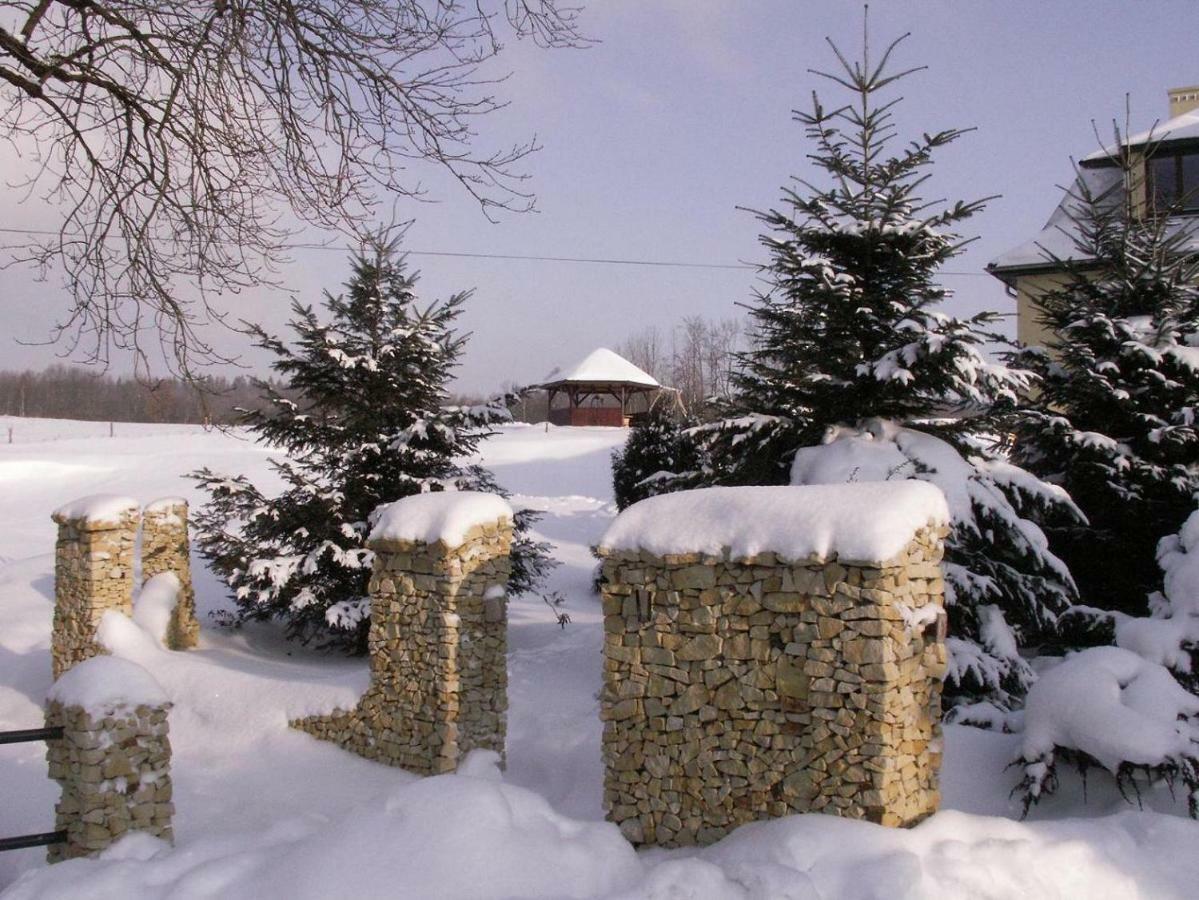 Agroturystyka Leszczynowy Dworek Ponikwa  Buitenkant foto