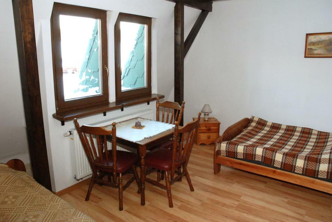Agroturystyka Leszczynowy Dworek Ponikwa  Buitenkant foto