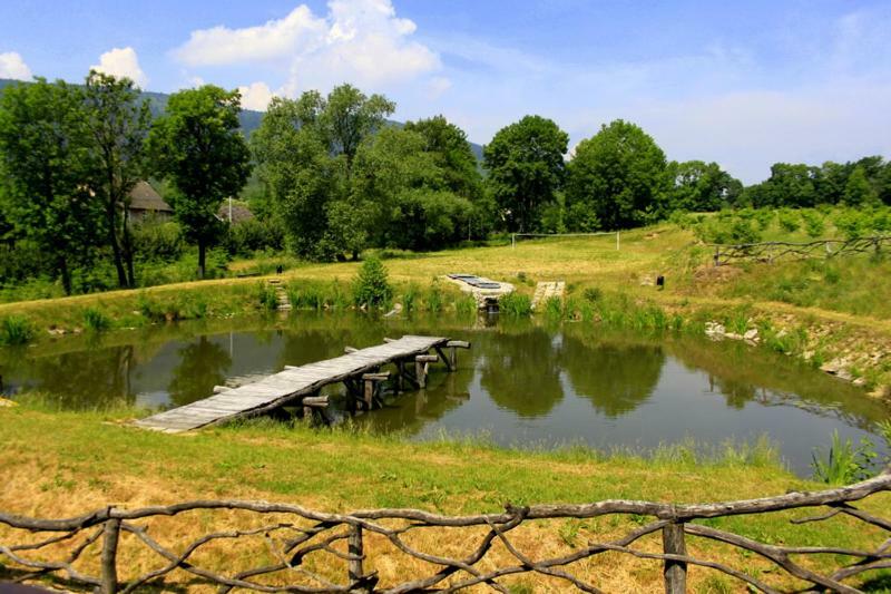 Agroturystyka Leszczynowy Dworek Ponikwa  Buitenkant foto